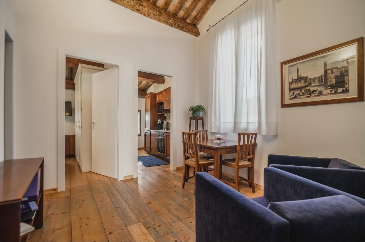 Le Camere Di Palazzo Bortolan Τρεβίζο Εξωτερικό φωτογραφία